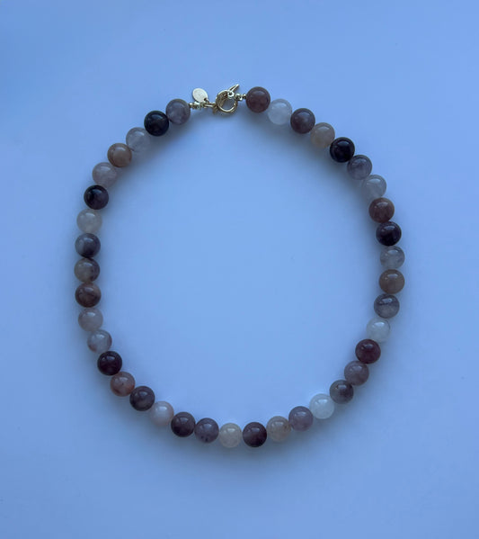 The Azalea Necklace - Nocciola