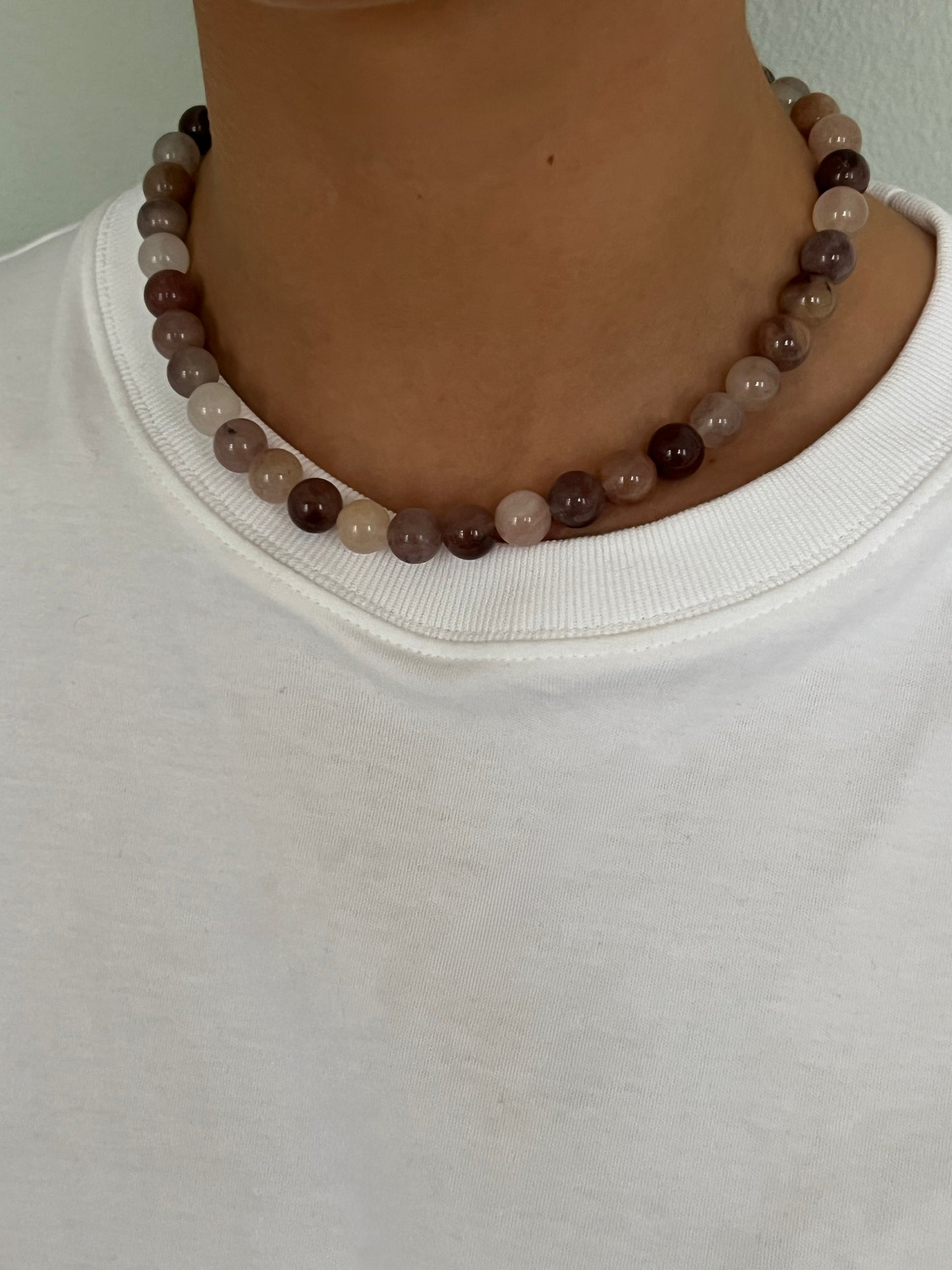 The Azalea Necklace - Nocciola